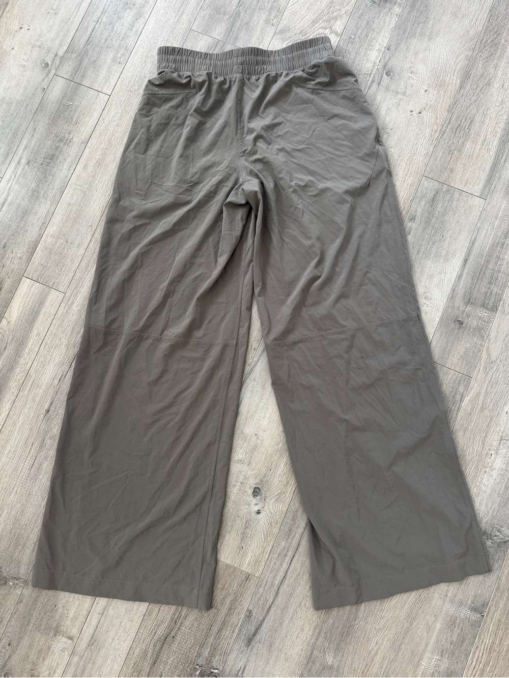 lululemon athletica Swift Mid-Rise Wide-Leg Pant in Nomad size 6 - Picture 5 of 8